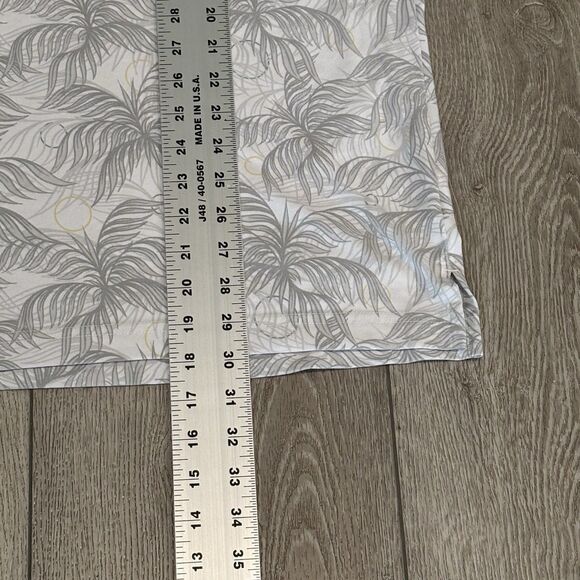 Travis Mathew Golf Polo Shirt Mens XL Grey Floral Palm Tree Athletic Tropical - Picture 4 of 7